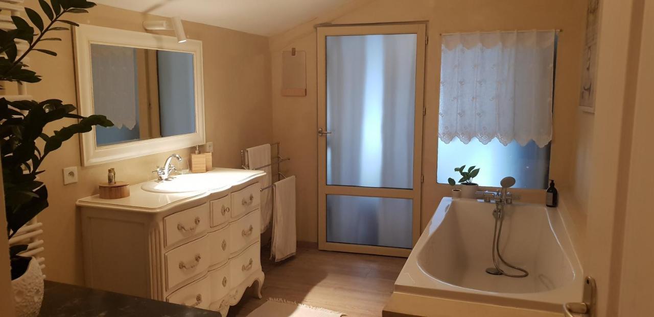 La Santon Chambres D'Hotes Vif 외부 사진